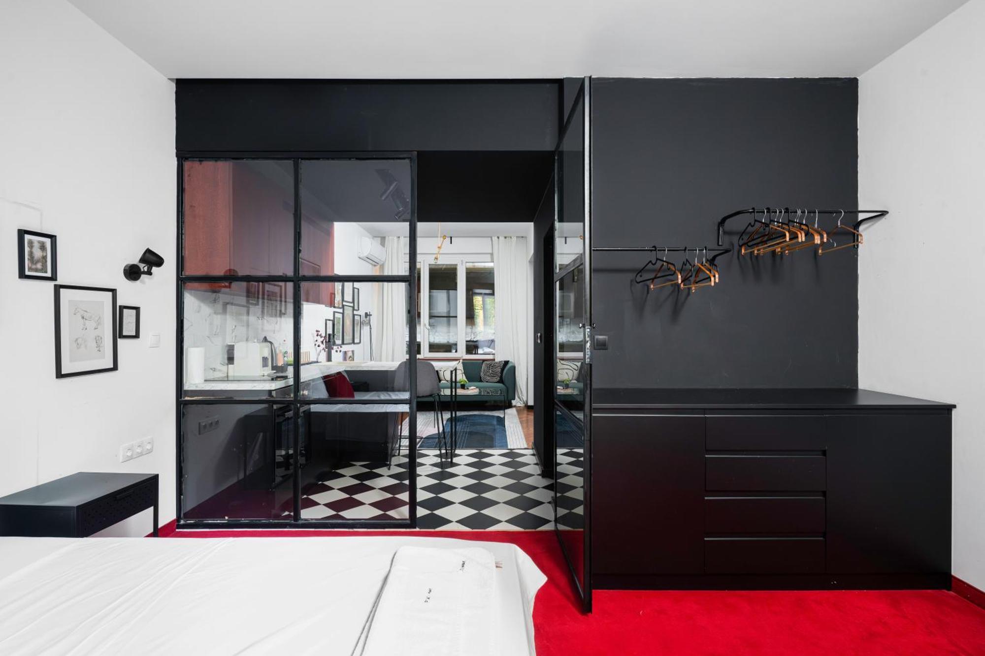 Central Art-Inspired Flat With Private Garage Sofya Dış mekan fotoğraf