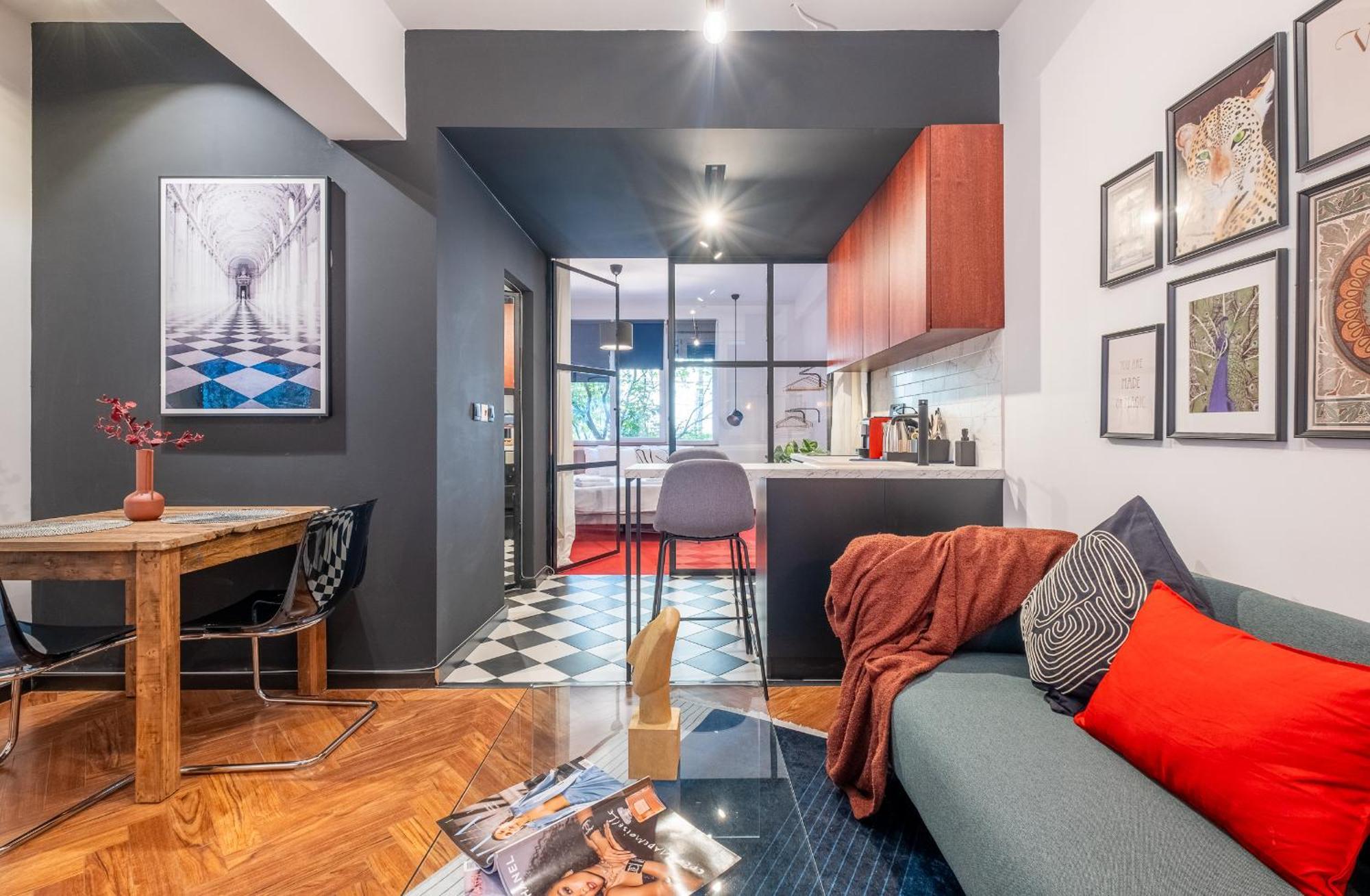 Central Art-Inspired Flat With Private Garage Sofya Dış mekan fotoğraf